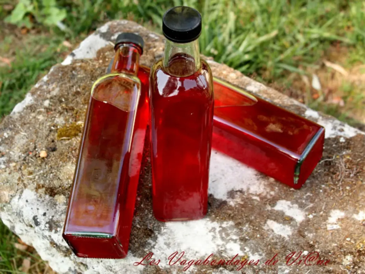 Liqueur de groseilles (maison)